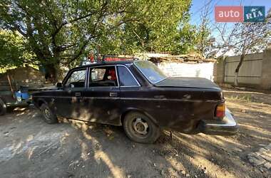 Седан Volvo 244 1979 в 
