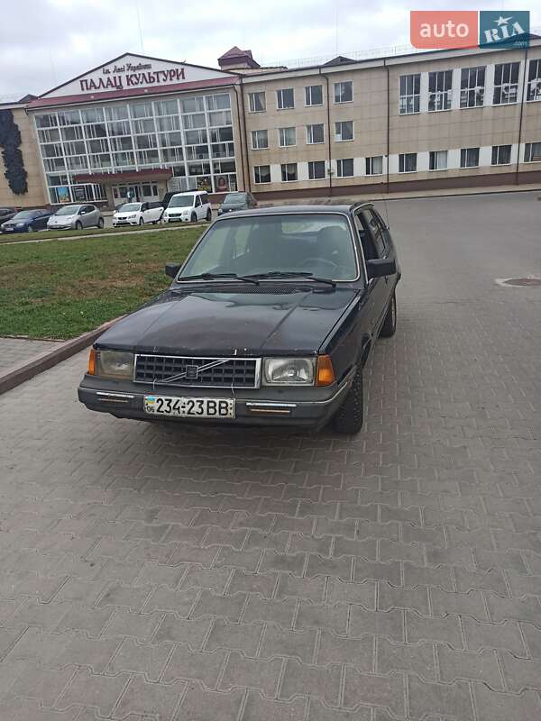 Volvo 340 1987 Volvo 340 1987