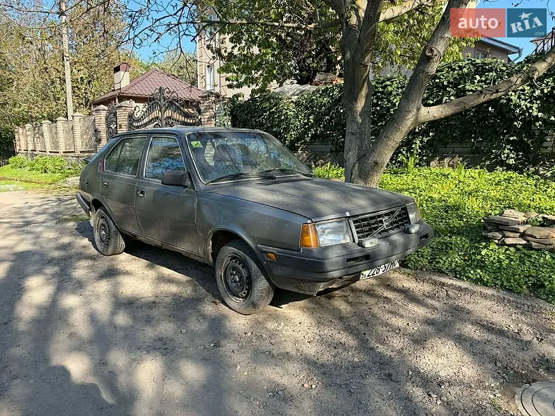 Volvo 340 1987