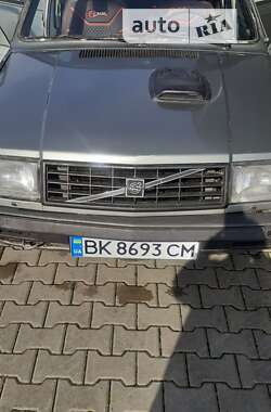 Хэтчбек Volvo 345 1982 в Ровно