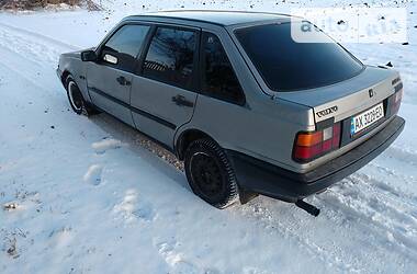 Хэтчбек Volvo 440 1988 в Балаклее