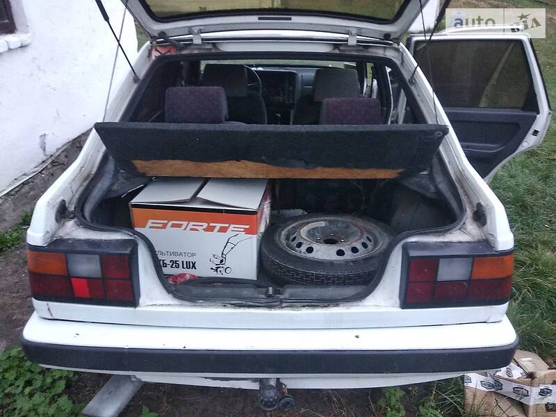 Volvo 440