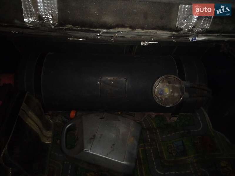 Лифтбек Volvo 440 1990 в Одессе фото 10 Лифтбек Volvo 440 1990 в Одессе