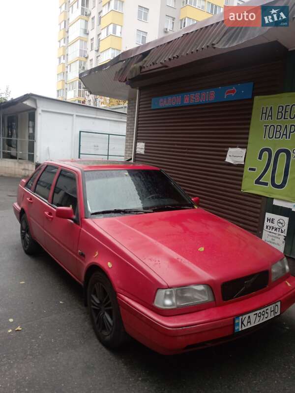 Хетчбек Volvo 440 1996 в Києві