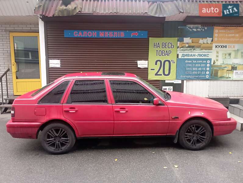 Хетчбек Volvo 440 1996 в Києві
