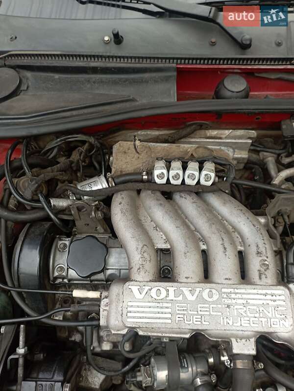 Хетчбек Volvo 440 1996 в Києві