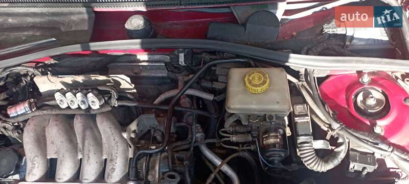 Хетчбек Volvo 440 1996 в Києві