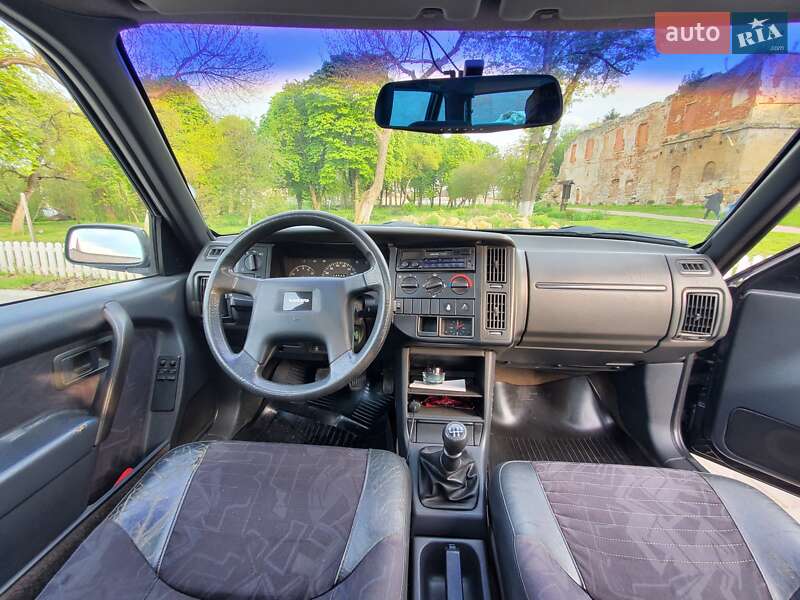 Хэтчбек Volvo 440 1994 в Бережанах