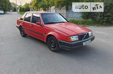 Хэтчбек Volvo 440 1993 в Киеве