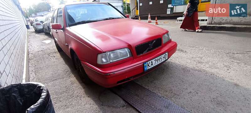 Хетчбек Volvo 440 1996 в Києві