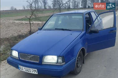 Седан Volvo 440 1990 в Рівному