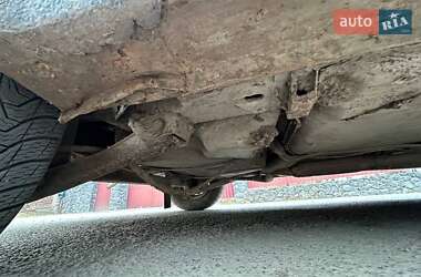 Хэтчбек Volvo 440 1991 в 