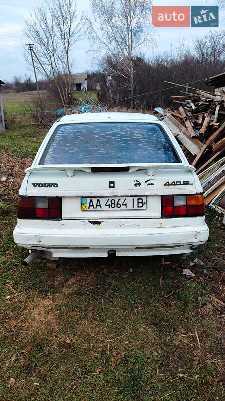Хэтчбек Volvo 440 1990 в Каневе фото 5 Хэтчбек Volvo 440 1990 в Каневе