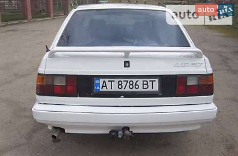 Хэтчбек Volvo 440 1990 в Перегинском фото 3 Хэтчбек Volvo 440 1990 в Перегинском