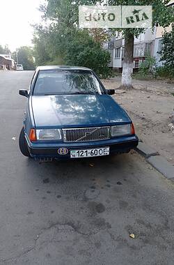 Седан Volvo 460 1992 в Білгороді-Дністровському
