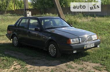 Седан Volvo 460 1991 в Днепре