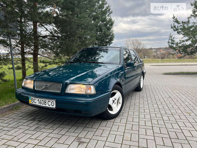 Седан Volvo 460 1996 в Дрогобичі