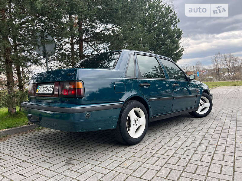 Седан Volvo 460 1996 в Дрогобичі