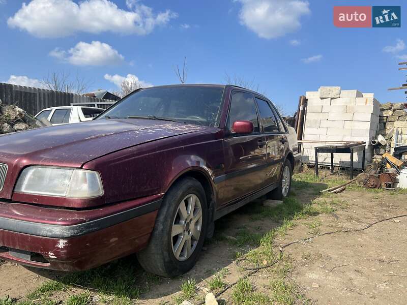 Volvo 460 1995