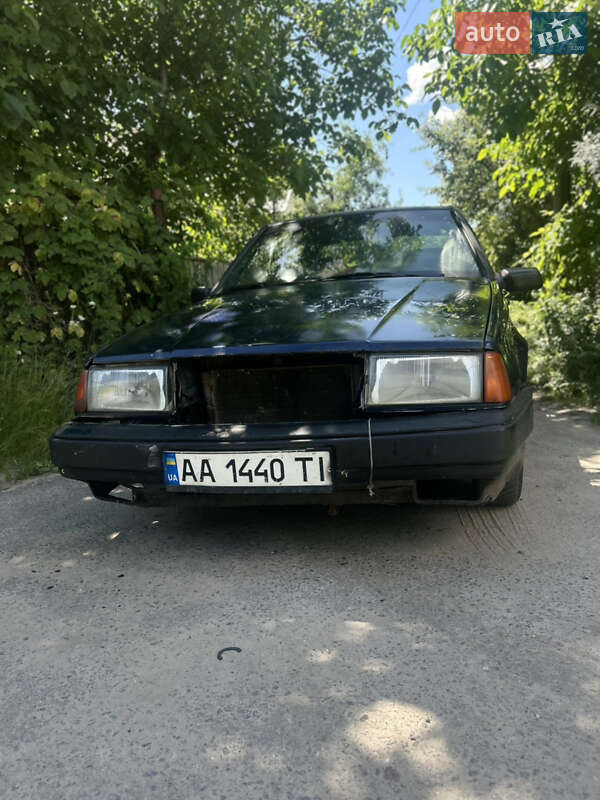 Volvo 460 1993