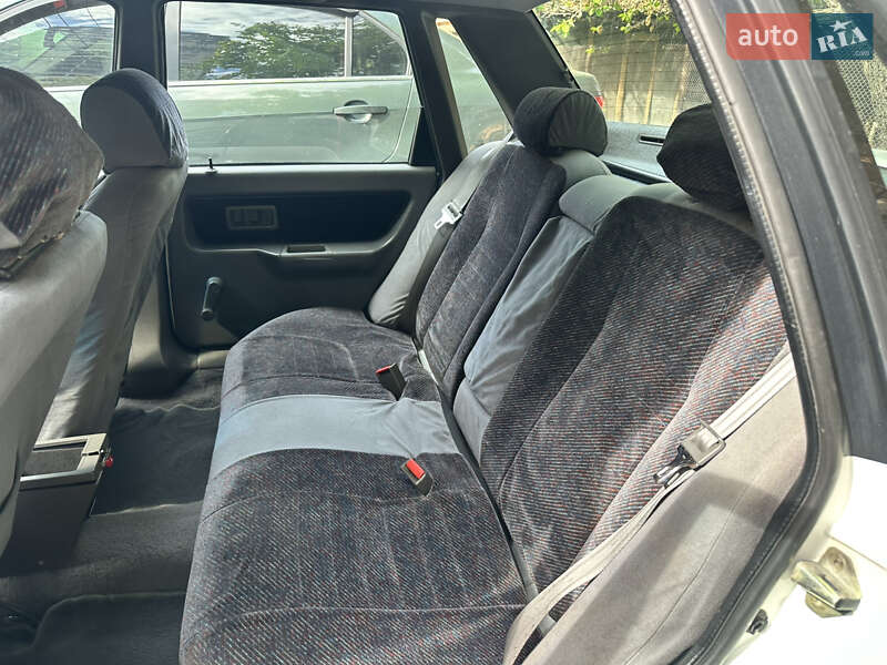 Седан Volvo 460 1991 в Одессе