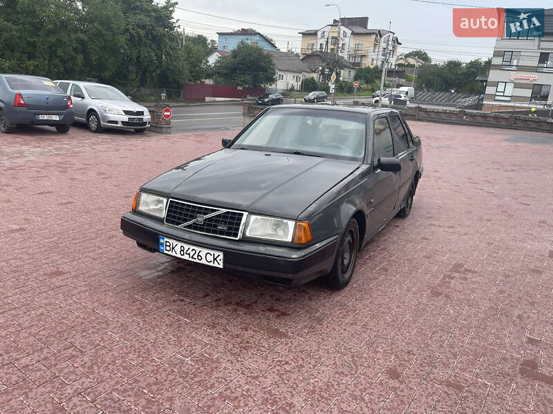 Volvo 460 1993