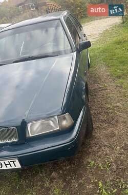 Седан Volvo 460 1996 в 