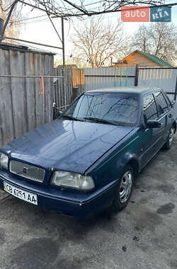 Седан Volvo 460 1993 в Чернигове