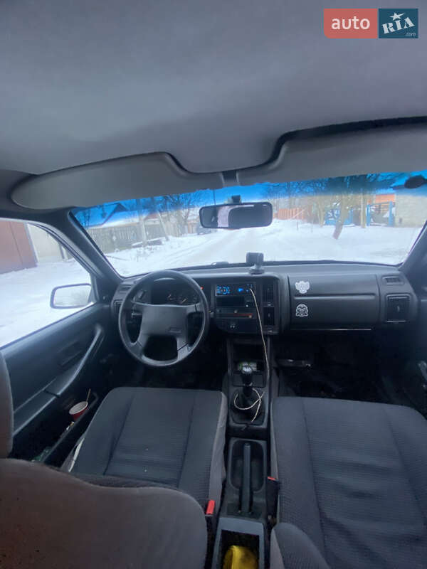 Седан Volvo 460 1993 в Житомире фото 6 Седан Volvo 460 1993 в Житомире