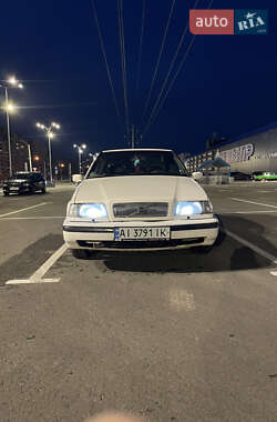 Седан Volvo 460 1996 в Чернигове