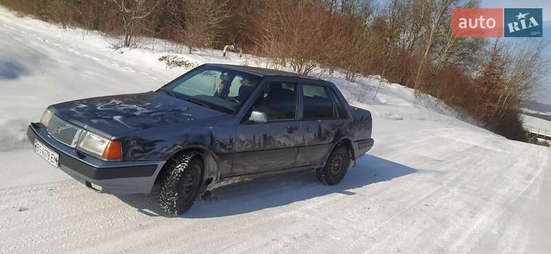 Седан Volvo 460 1993 в Бережанах