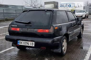 Купе Volvo 480 1987 в 