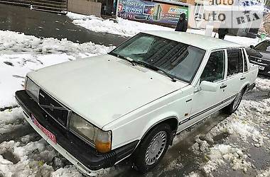 Седан Volvo 740 1987 в Житомире