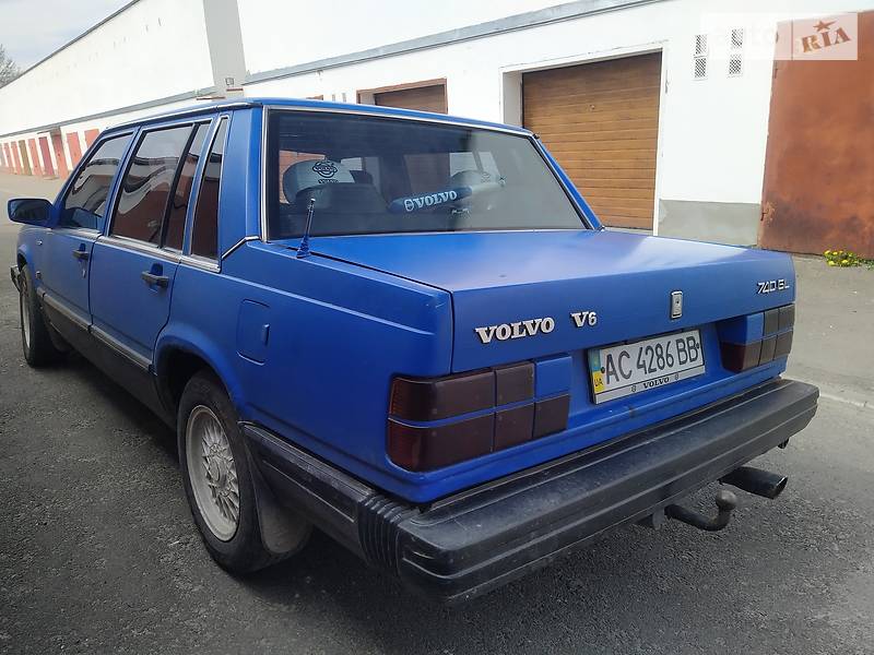 Седан Volvo 740 1985 в Луцке