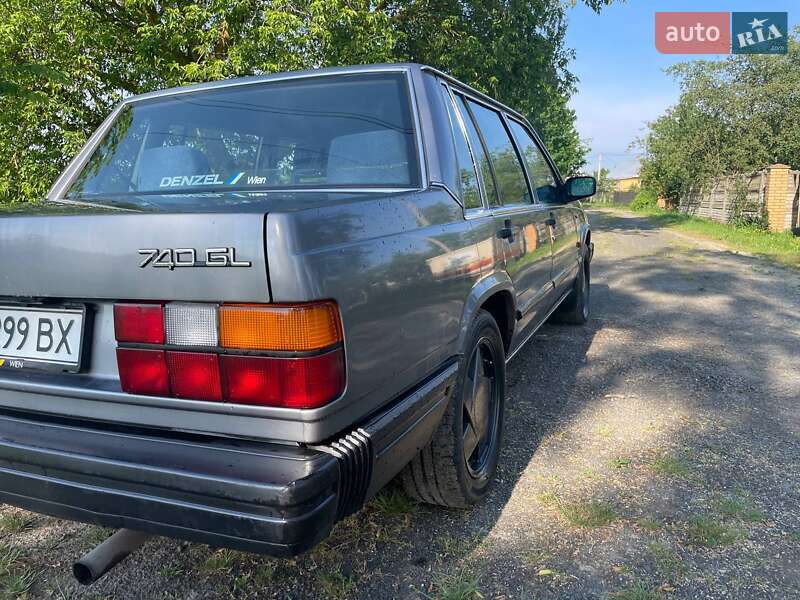 Седан Volvo 740 1988 в Камне-Каширском