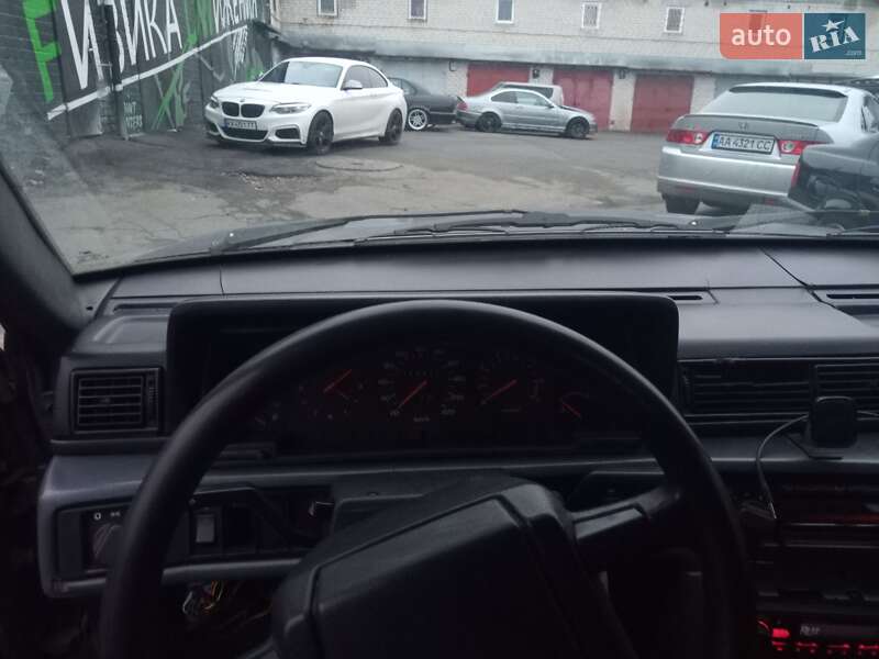 Седан Volvo 740 1989 в Києві