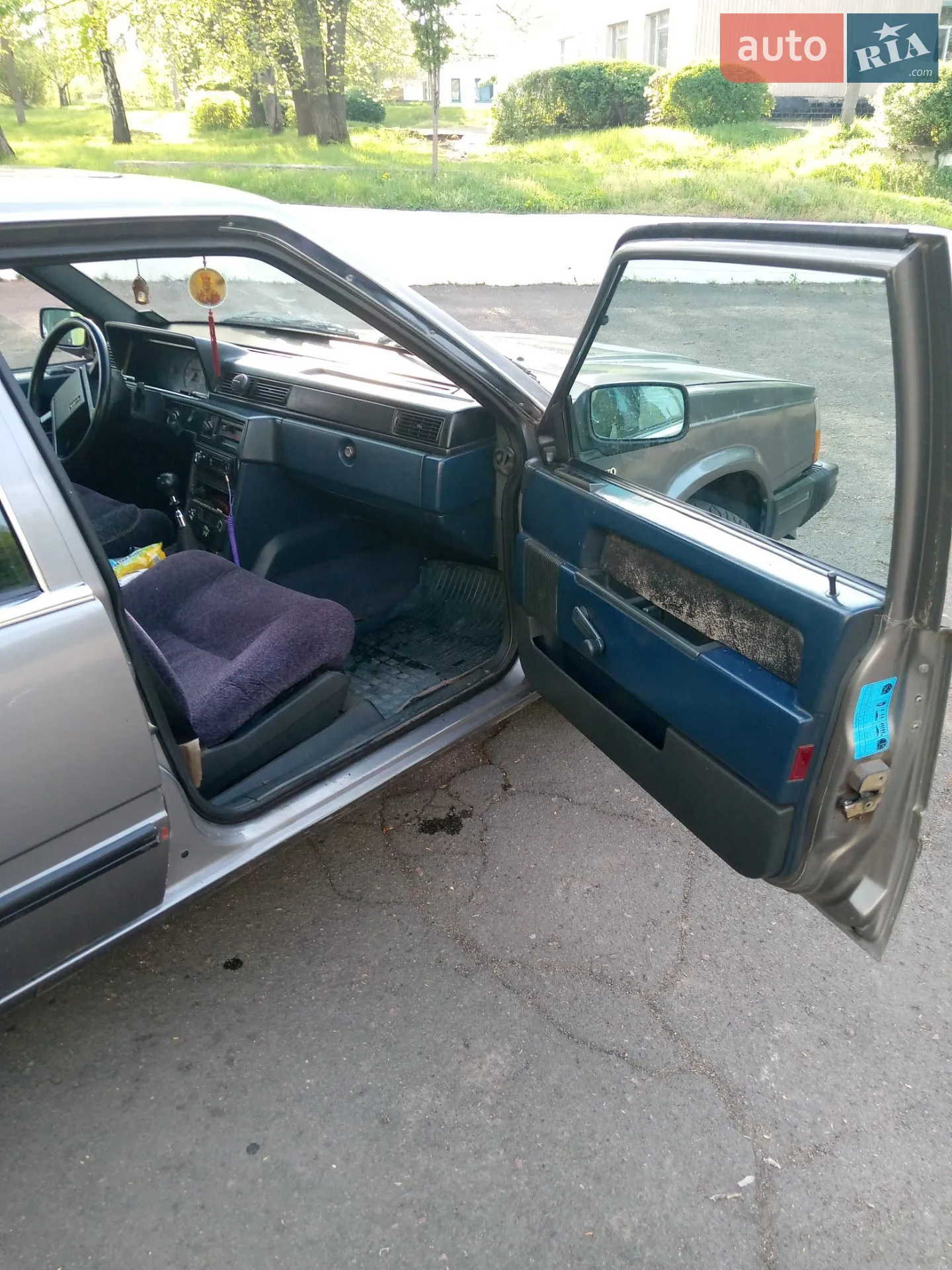 1986 Volvo 740 - мініатюра 8