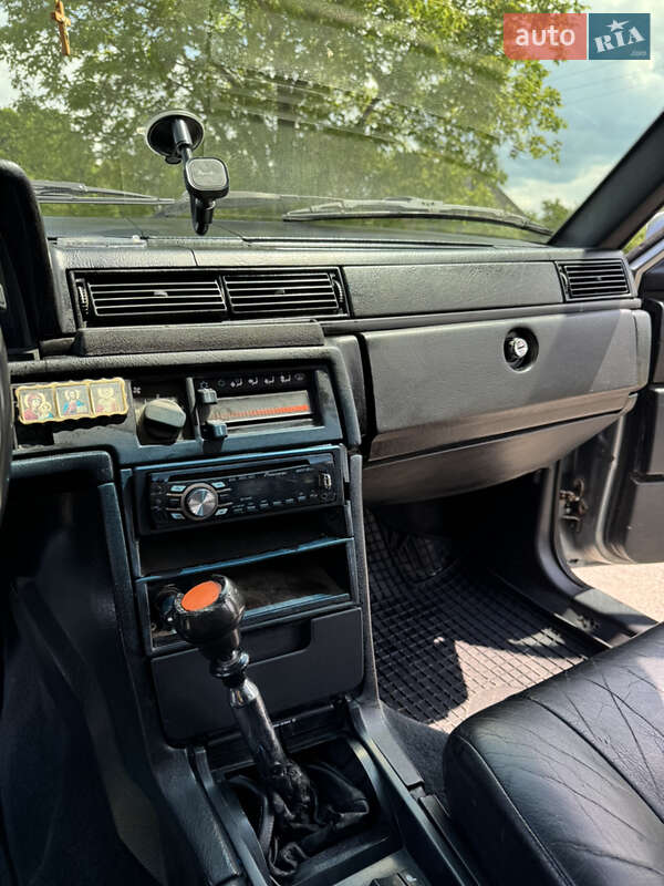 Седан Volvo 740 1989 в Києві
