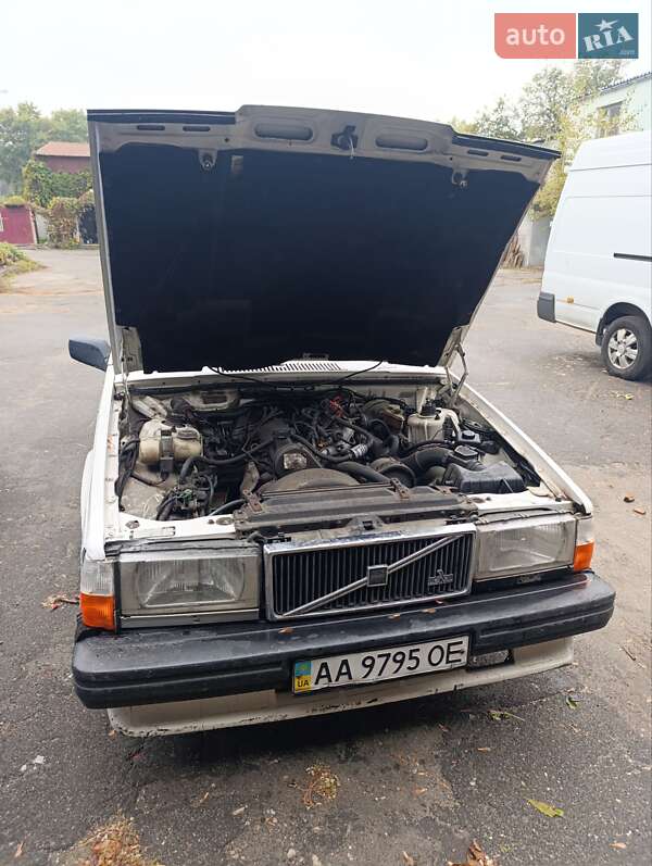 Универсал Volvo 740 1985 в Киеве