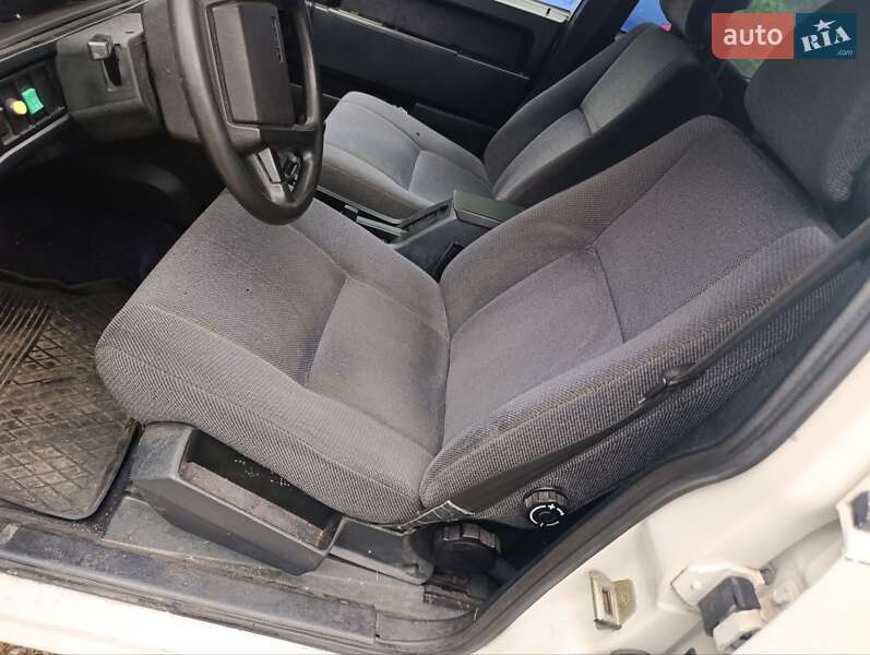 Универсал Volvo 740 1985 в Киеве