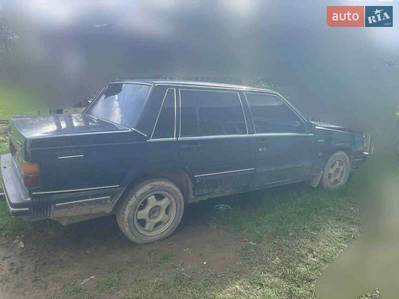 Седан Volvo 740 1989 в Турці