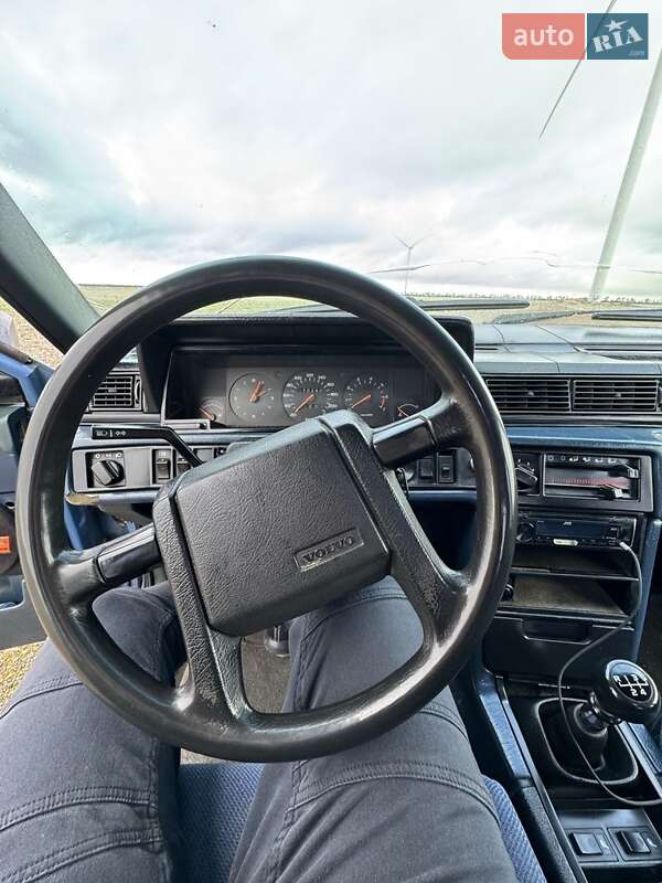 Седан Volvo 740 1989 в Южному фото 6 Седан Volvo 740 1989 в Южному