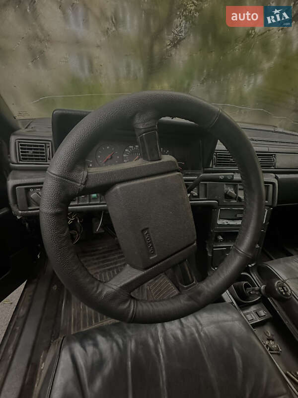 Седан Volvo 740 1986 в Києві