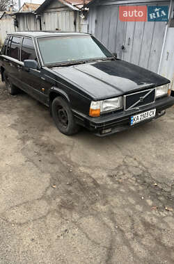 Седан Volvo 740 1985 в Киеве