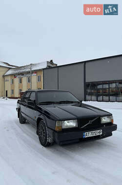 Седан Volvo 740 1989 в Калуше