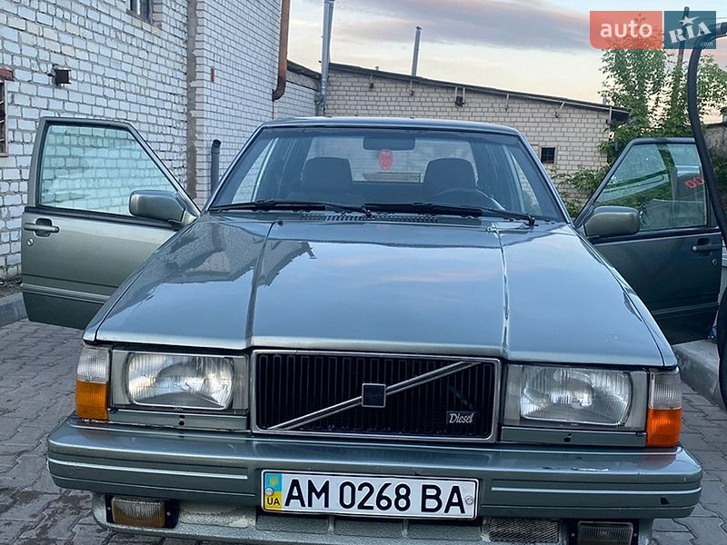 Седан Volvo 740 1985 в Житомире