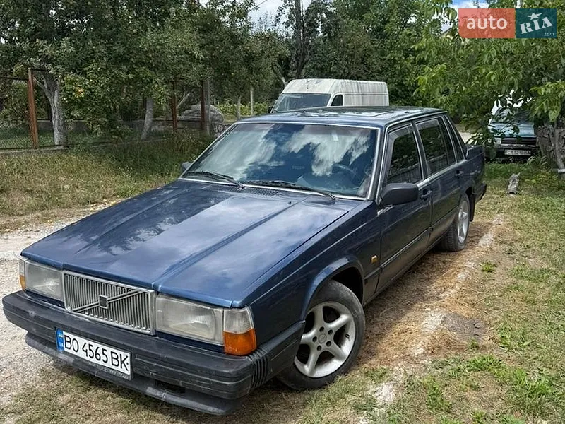 Volvo 740 1988