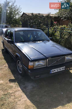Седан Volvo 760 1984 в 