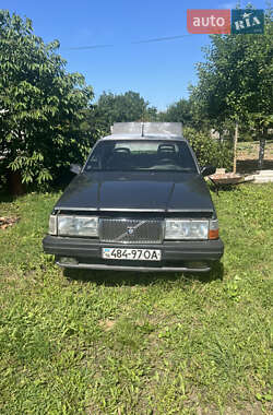 Седан Volvo 760 1988 в Копычинце