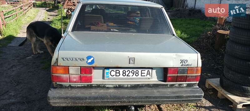 Седан Volvo 760 1985 в Киеве